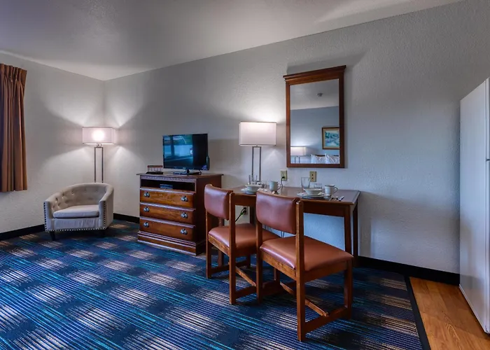 All Towne Suites