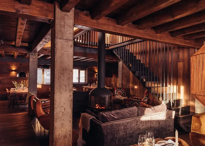L'Ovella Negra Mountain Lodge