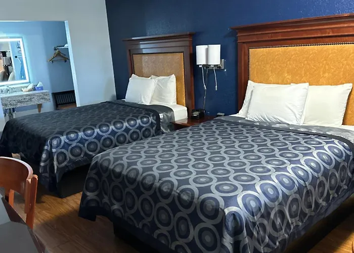 Tanglewood Motel