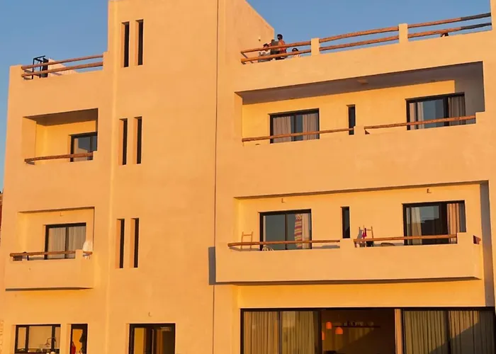Loued Surf Lodge