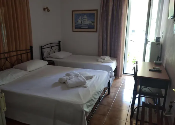 Hotel Ion