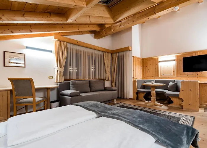 Garni Hotel Rosengarten B&B