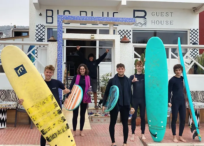 BIG BLUE guest house