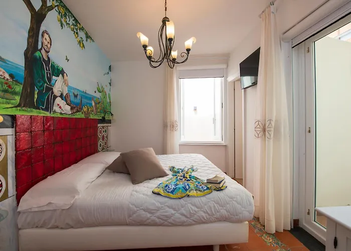 Hotel Antica Repubblica In The Historical Center 2 Minutes Away,At 170Mt, From The Sea