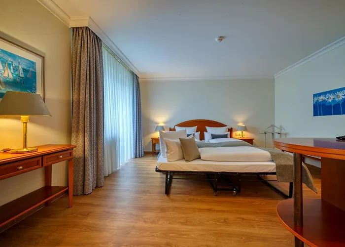 Parkhotel Am Glienberg By Fairway Hotels, Hotel Mit Pool Und Sauna