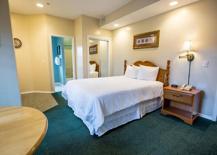 Palace View Resort By Spinnaker