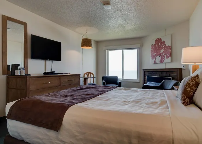 Ester Lee Oceanview Inn