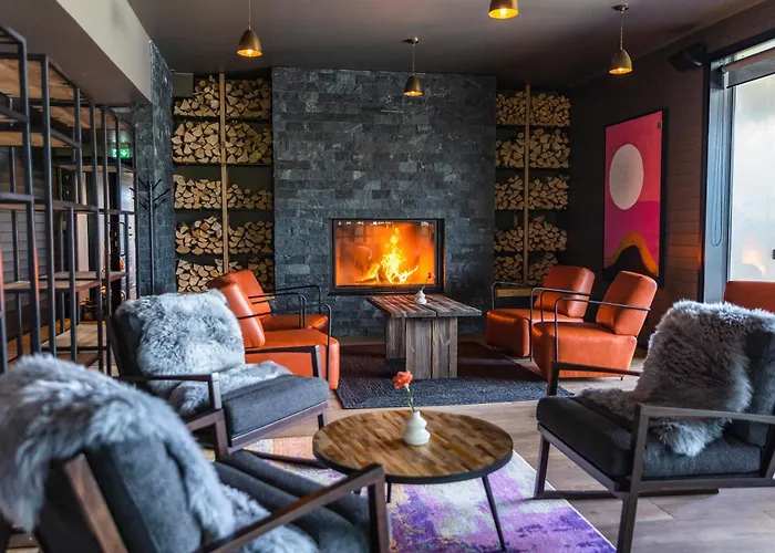 Cahkal Hotel