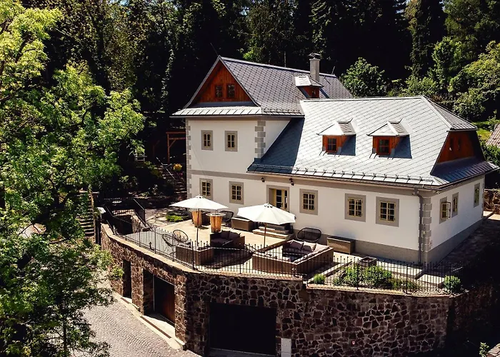 Resla Residence I, Ii, & Wellness