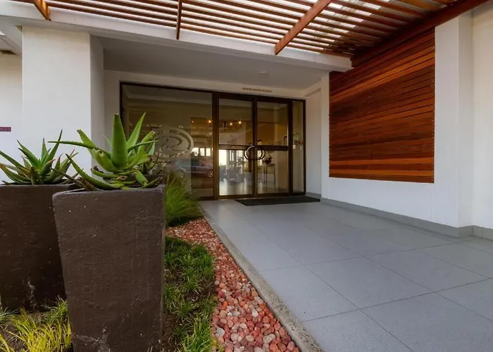 The Ridge Guesthouse