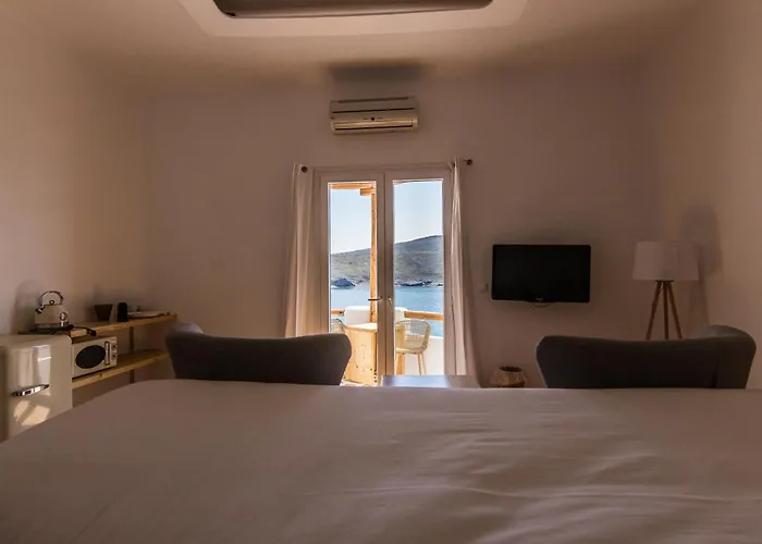 Salt Suites By Mr And Mrs White