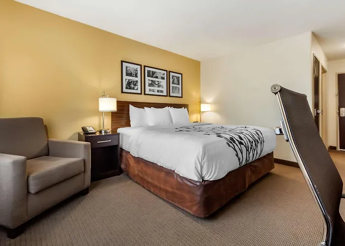 Sleep Inn&Suites Fargo Medical Center