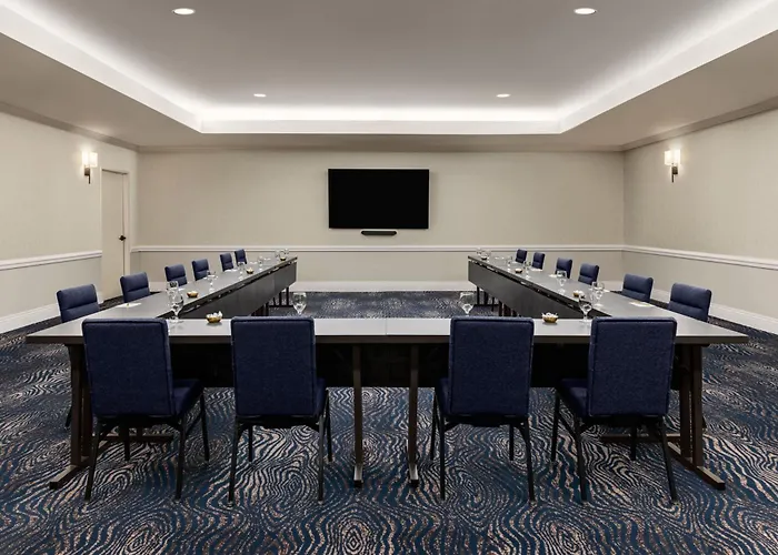 Courtyard By Marriott San Diego Downtown