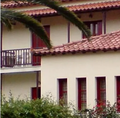 Hotel Kavouris