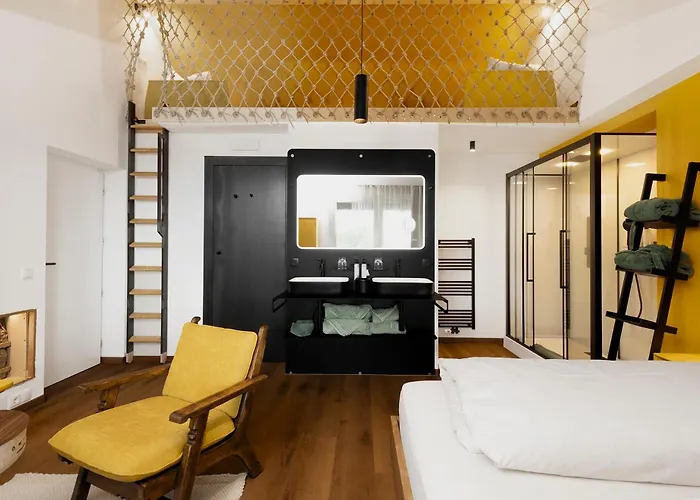 Michlhaus Nature And Suites - Dolomiten-Worldhertiage, Family & Pool
