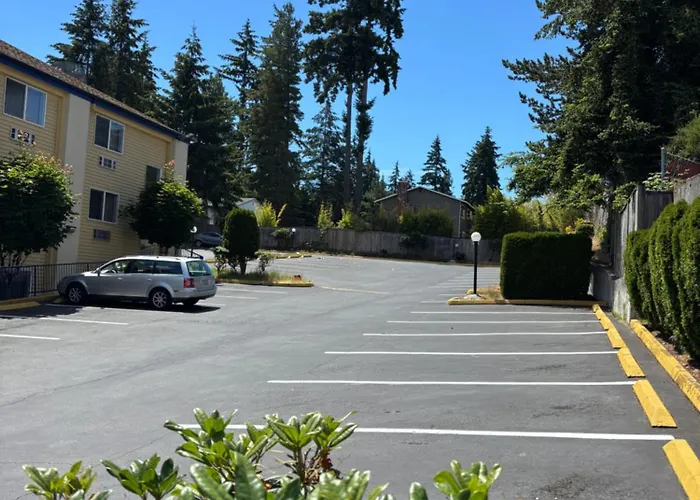 Days Inn By Wyndham Seattle Aurora