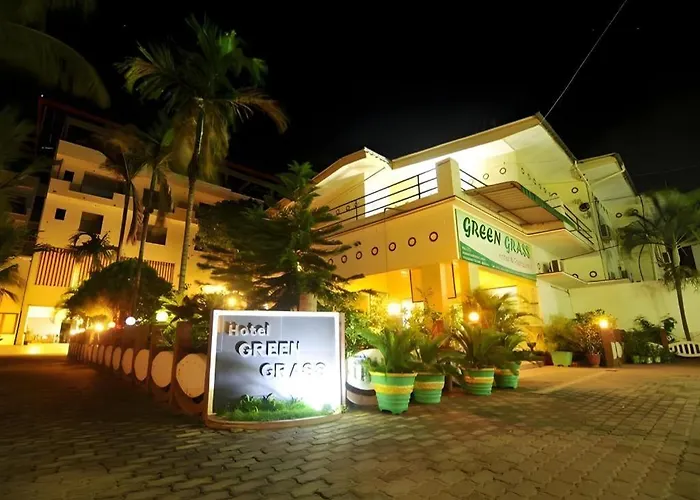 Green Grass Hotel & Restaurant