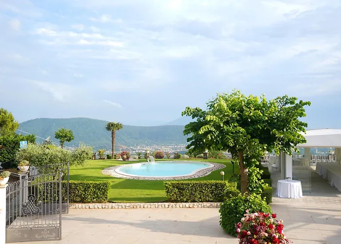 Hotel Ristorante Guardanapoli