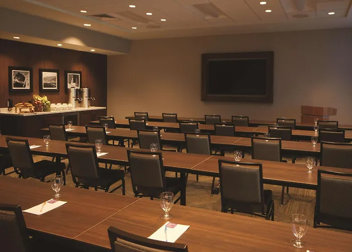 Hyatt Place Las Vegas At Silverton Village