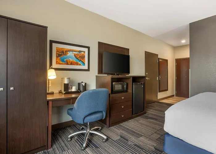Best Western Plus Columbia Inn