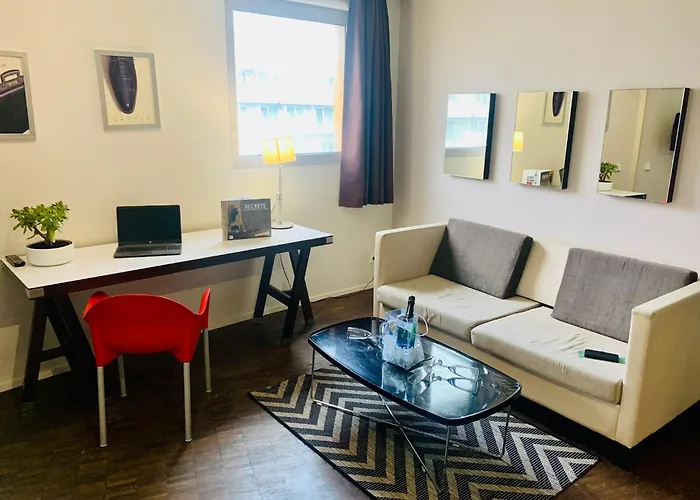 Standing Hotel Suites By Actisource