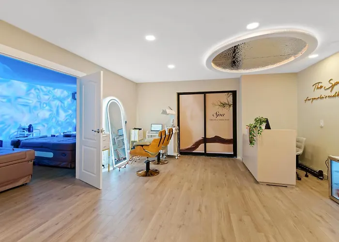 Las Vegas Serene Hotel