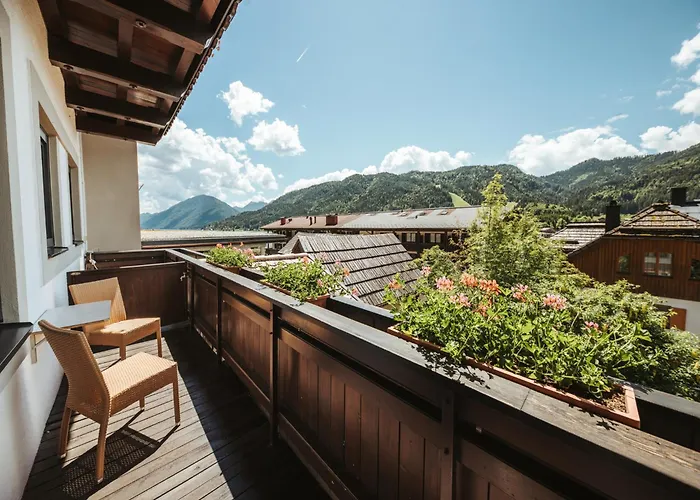 Regitnig - 4 Sterne Hotel Und Chalets