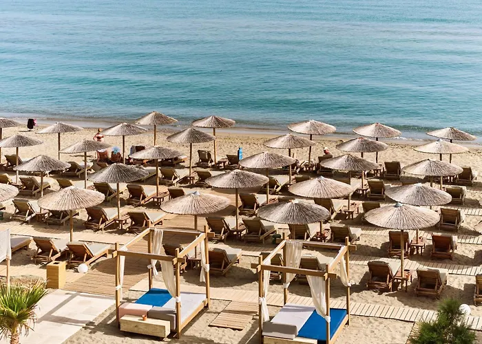 Enorme Teatro Beach - Adults Only