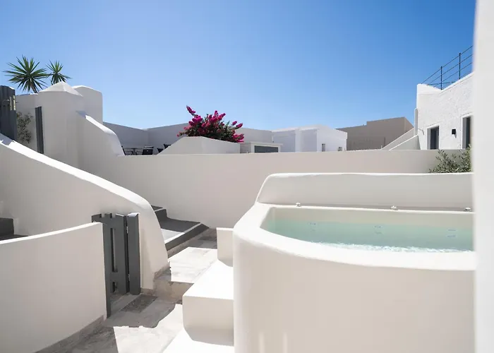 Alaya Suites