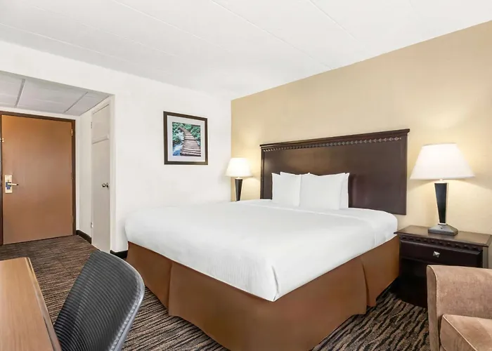 Best Western Hazlet Inn