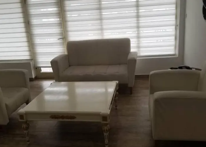 Ellyxville Hotel