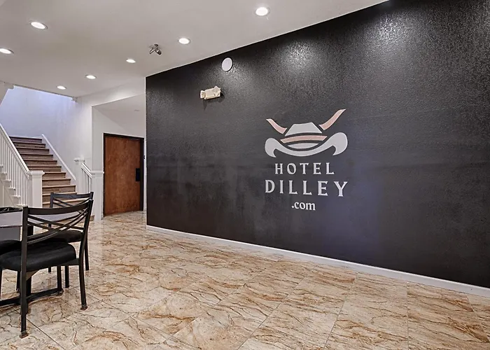 Hotel Dilley Grand