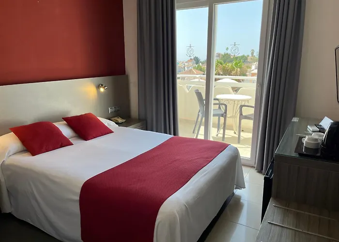 Hotel Nerja Club By Dorobe
