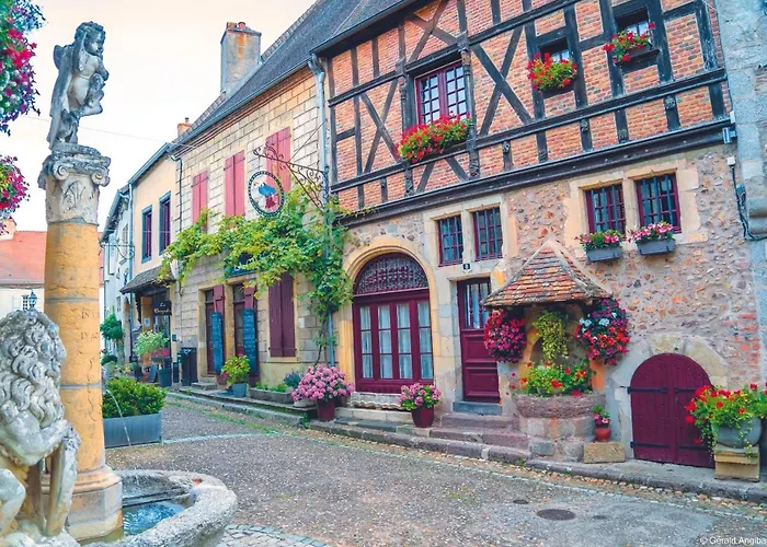 Grand Hotel De Bourbon-Lancy - Spa Et Restaurant - Logis