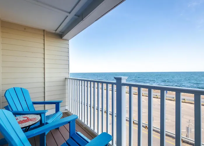 Atlantic Breeze Suites