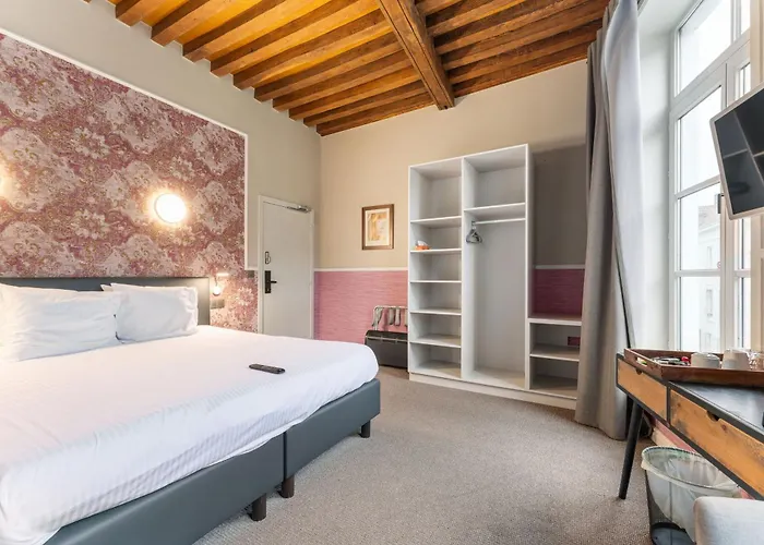 Hotel Karel De Stoute