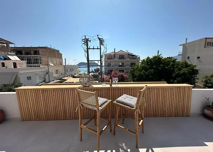 Amina Apartments