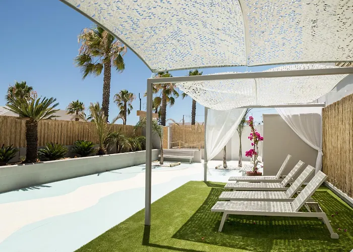 LAN Suites Antilla Playa