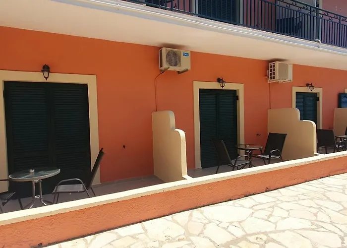 Paleo Inn Hotel