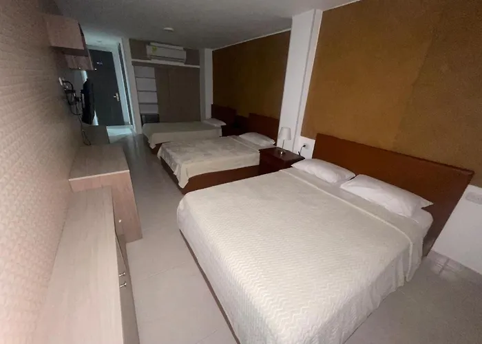 Hotel Prado 72 INN