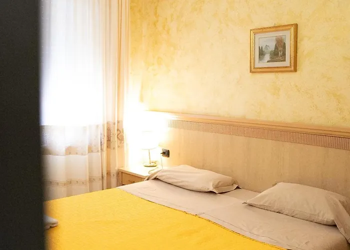 Mannu Hotel