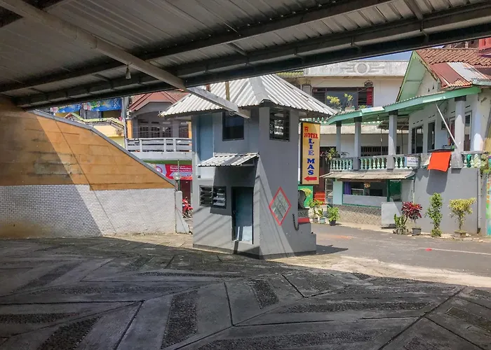 Hotel Lie Mas Prigen Pasuruan Mitra Reddoorz