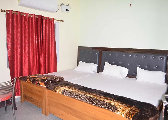 Super Hotel O Av Priya