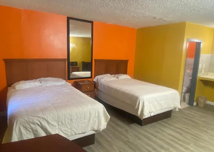 Central Inn By Hotel O Ky