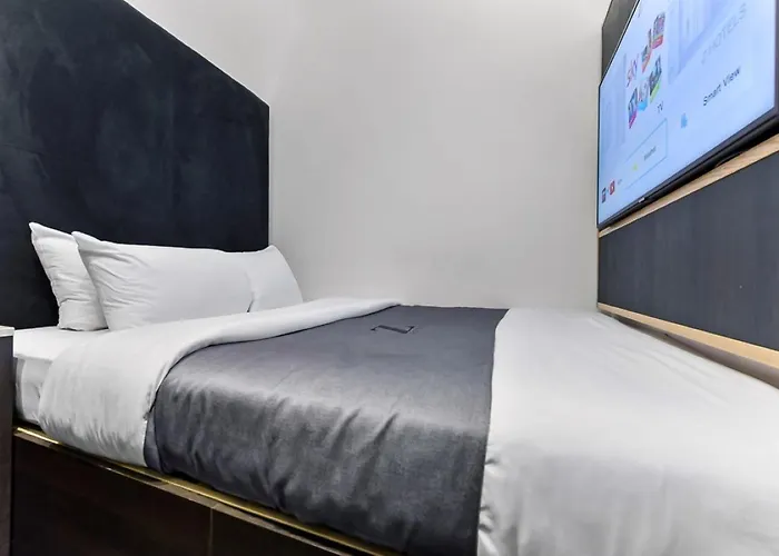 The Z Hotel Trafalgar