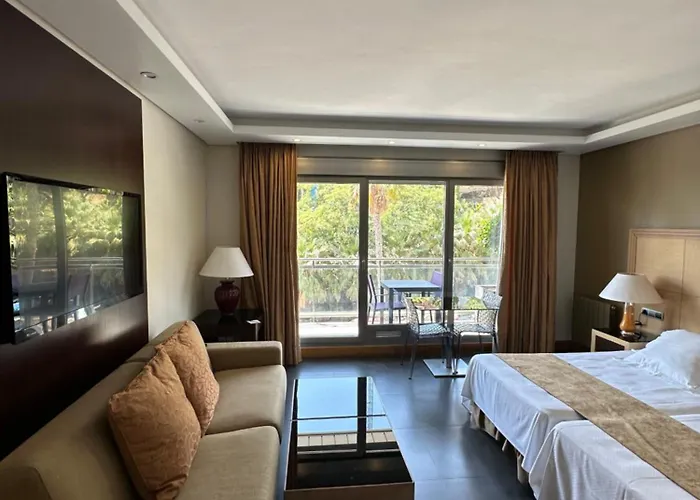 Artplatinum Suites&Apartments