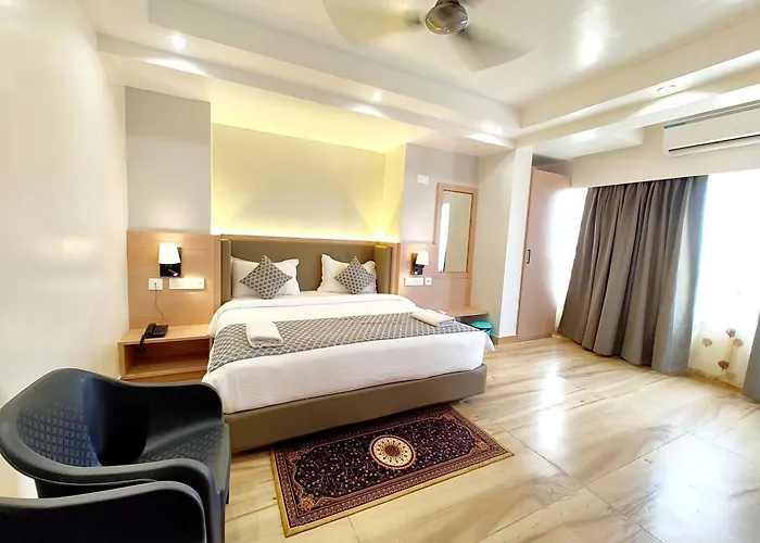 Hotel Grand Resort Puri হোটেল গ্র্যান্ড রিসোর্ট পুরী - Swimming-Pool-And-Garden, Near-Sea-Beach-And-Temple Fully-Air-Conditioned-Hotel With-Lift-Parking-And-Restaurant-Facility - A Luxury Collection Of Hotel - Best Hotel In Puri