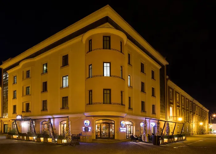 The Fifth Floor By Old Town Hotel
