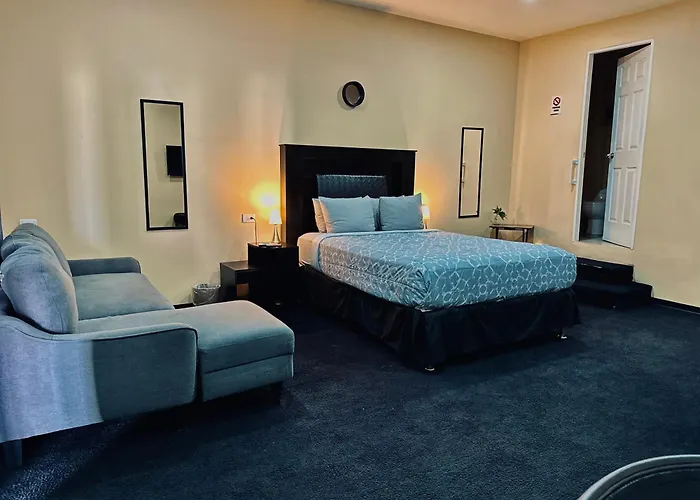 Costero Inn - Not Hotel