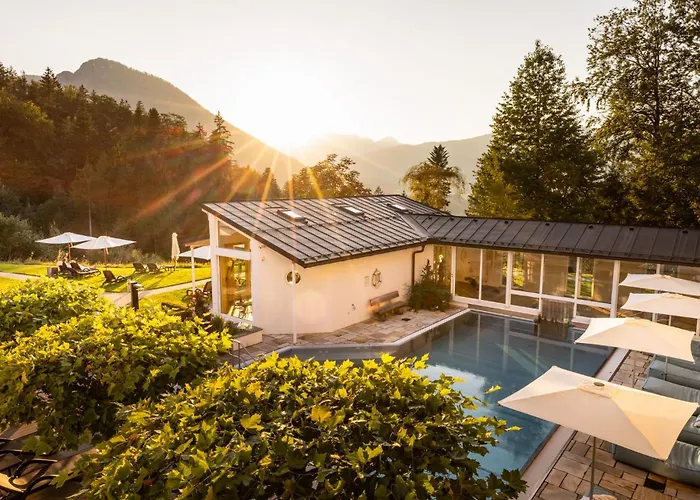 Alm-&Wellnesshotel Alpenhof